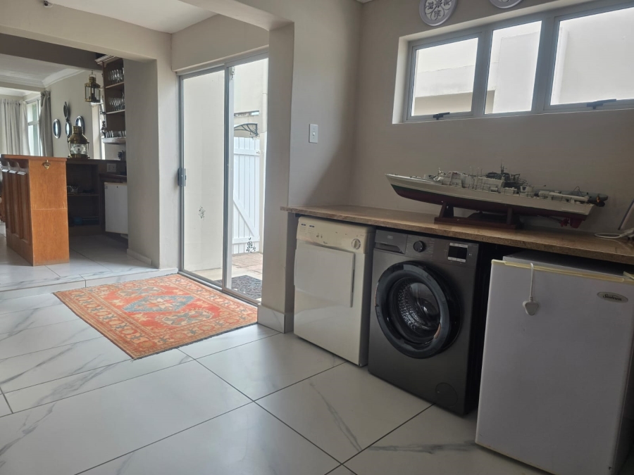 4 Bedroom Property for Sale in Royal Alfred Marina Eastern Cape